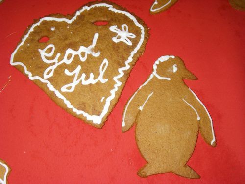 Gingerbread Penguin and Heart