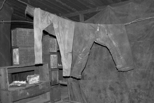 Pants on the line in Discovery Hut