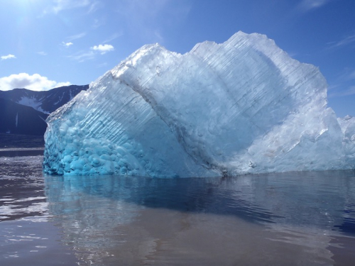 Beautiful iceberg in front of Kronebreen Glacier