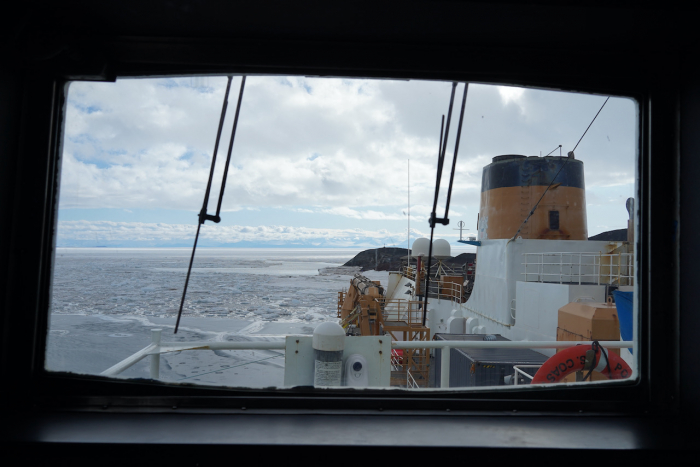 View out the bridge of the icebreaker at the stern