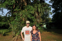 Dr. Steve Oberbauer y TRE participant Elizabeth Eubanks en Costa Rica